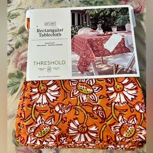 Threshold rectangular tablecloth 60”x104